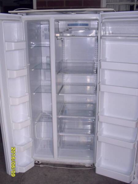 maytag side by side fridge freezer made in usa 810W1700H850D63016062030465113