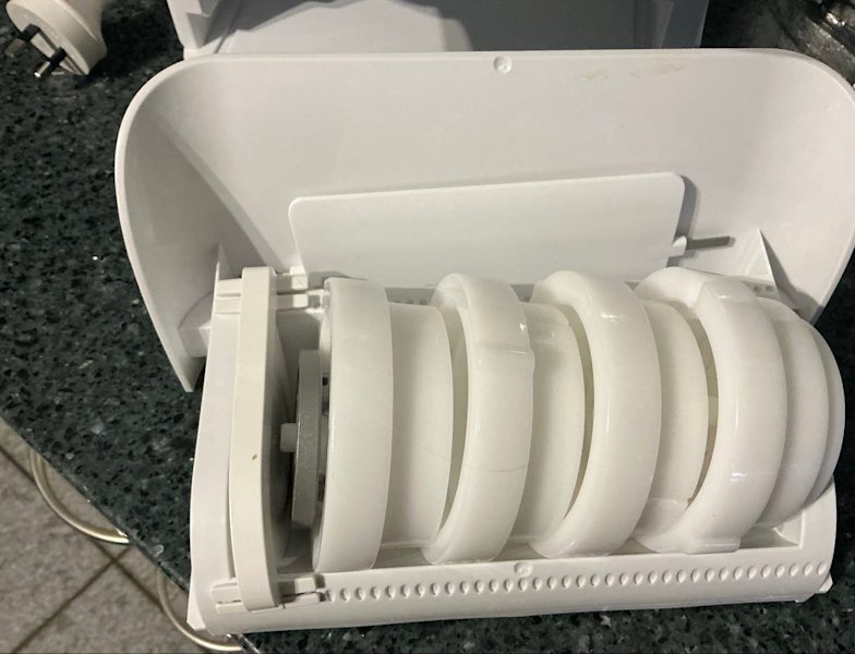 Philips large pasta maker extremely clean63018173837697111