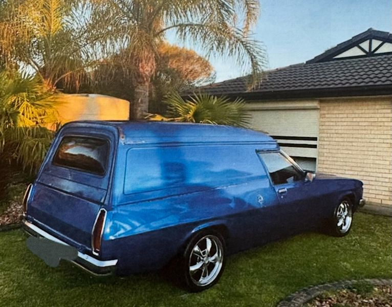 1982 WB Windowless Panelvan62936661702275114