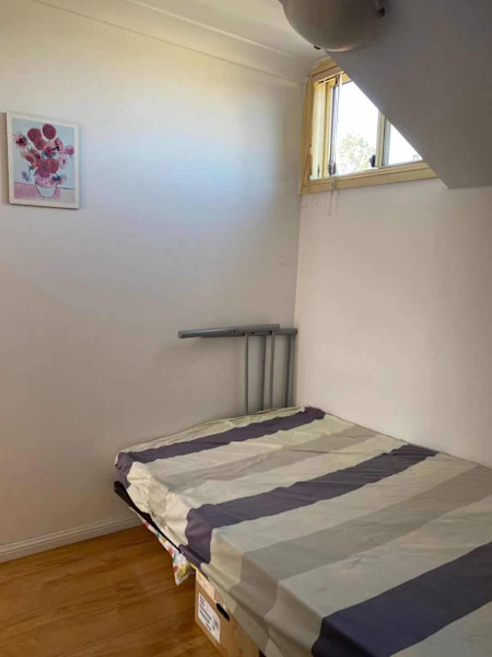 Parramatta Spacious, Sun-Filled Master Room in Modern Townhouse63007556048002114