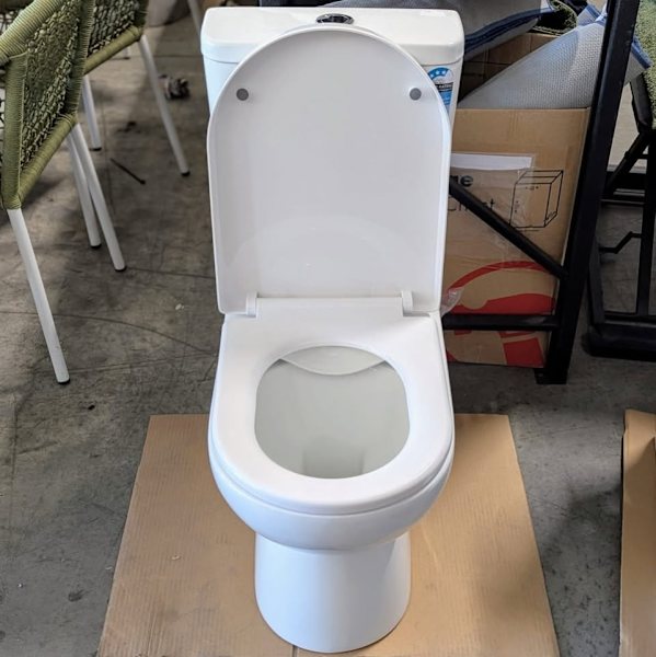 NEW SEIMA SYROS LIARA WALL FACED - CLEAN FLUSH TOILET SUIT RRP $63863440281136003111