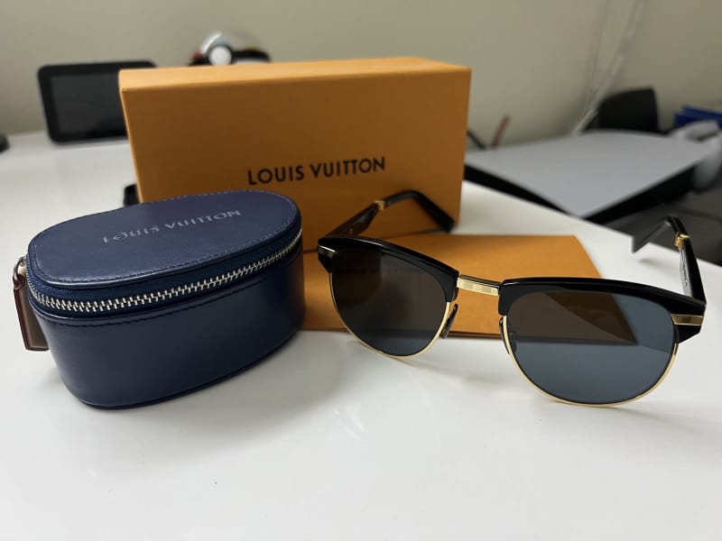 LOUIS VUITTON Z1017U LV in the Pocket Folding Sunglasses With Case