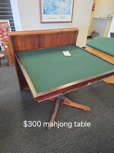 Mahjong table / dining table65073664973313110
