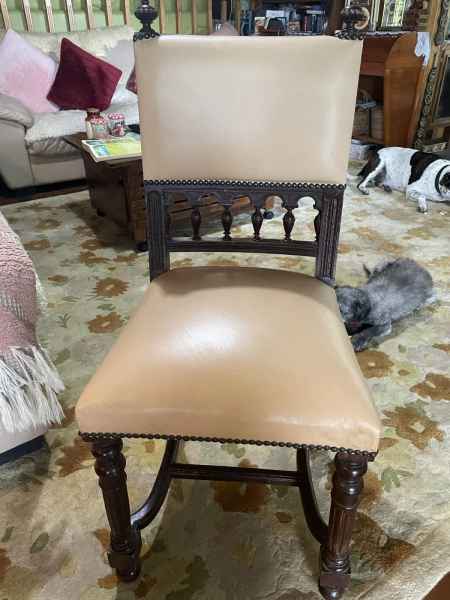 Dining chair. Top condition $5062863409021442111