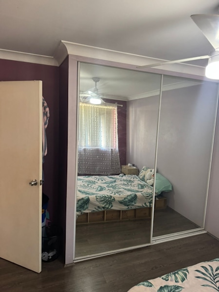 ROOM for rent630075960427531124