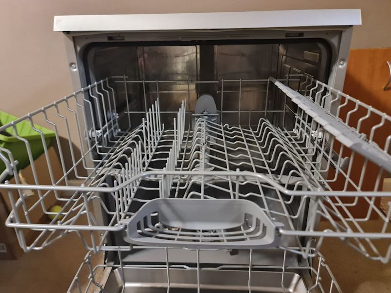 Bosh Aqua Stop Series 2 dishwasher Warranty till May 202963015178228481113