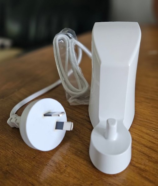 Brand New Oral B Electric Toothbrush Charger63470144700419110