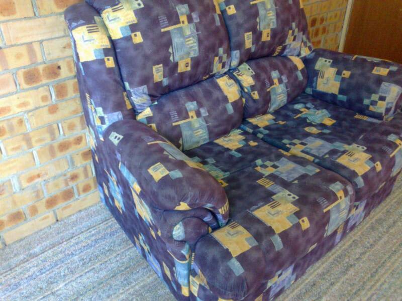 2 seater Lounge Taree NSW 243062863379649155111