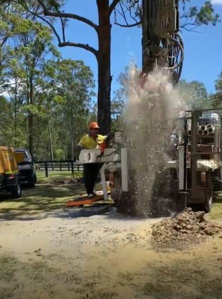Water bore drilling.62863392090370110