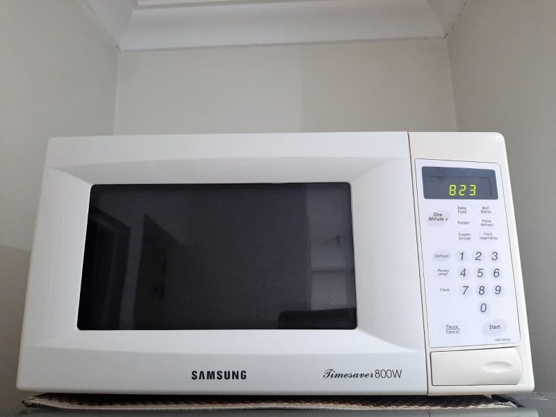 samsung timesaver 800w