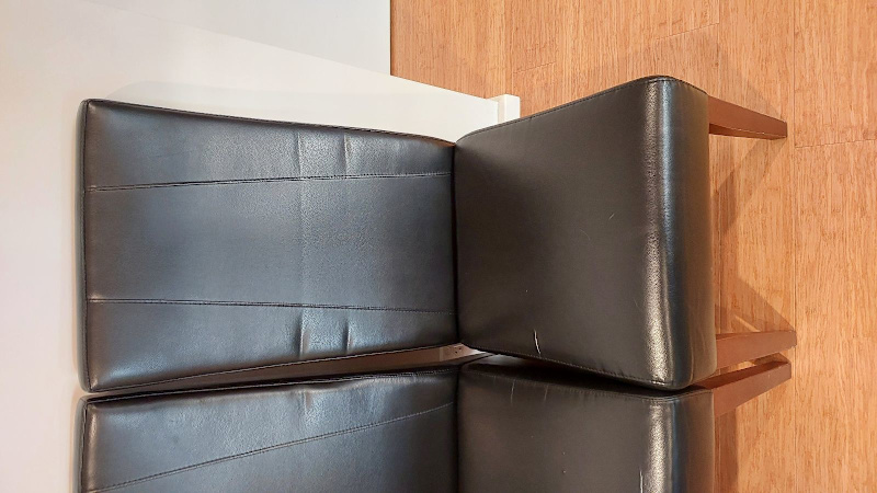 Dining chairs x 662929669176963113