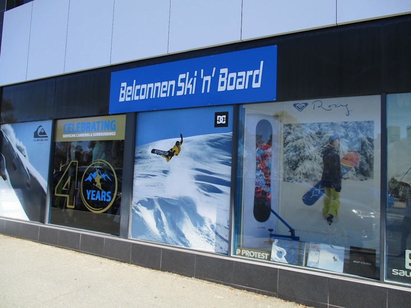 Ski & Snowboard retail and rental shop63438933742593116