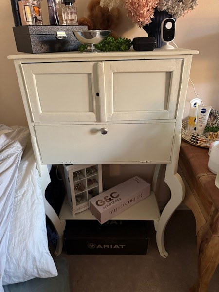 Beautiful hutch over years old 62863840053377111