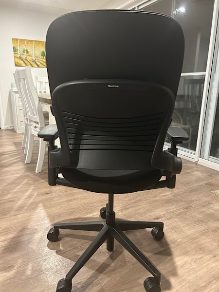 Steelcase Leap V2 office chair62864723018625114