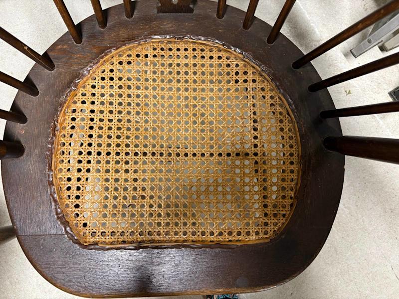 Two Fiddleback Chairs 62863373223041113