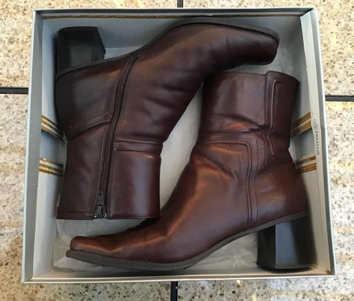 leather ankle boots size 9