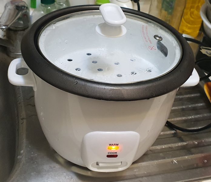 7 cup rice cooker with plastic steamer, working like NEW, Carlton63612128687235110