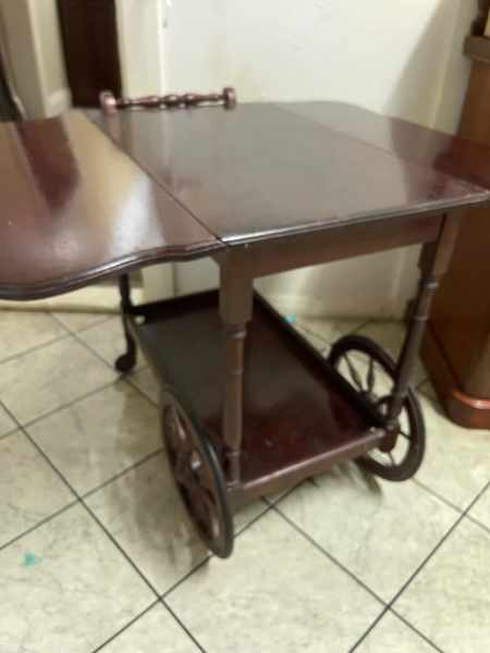 Coloniak oak trolley / table62863372348930111