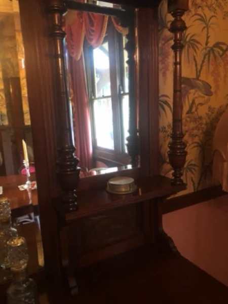 Magnificent Mahogany Antique Mirrored Wall Cabinet in Exellent Conditi62863383438723113