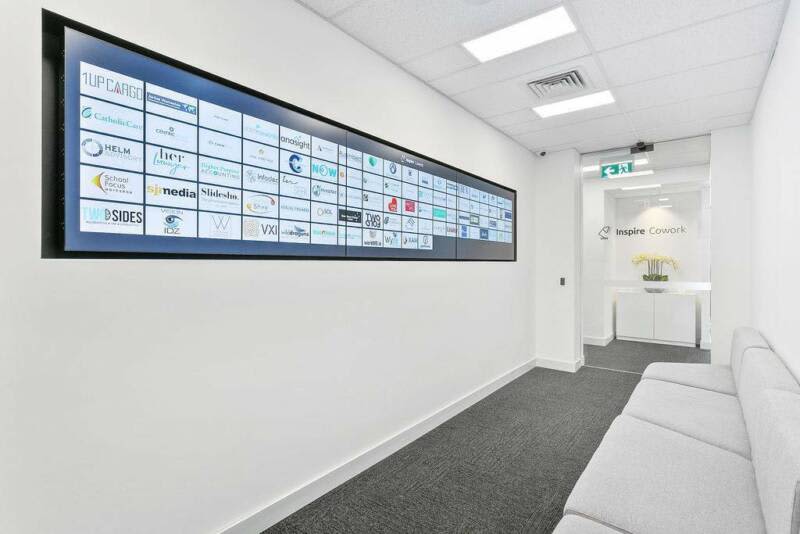 MODERN OFFICE SPACE - MIRANDA62995718172675114