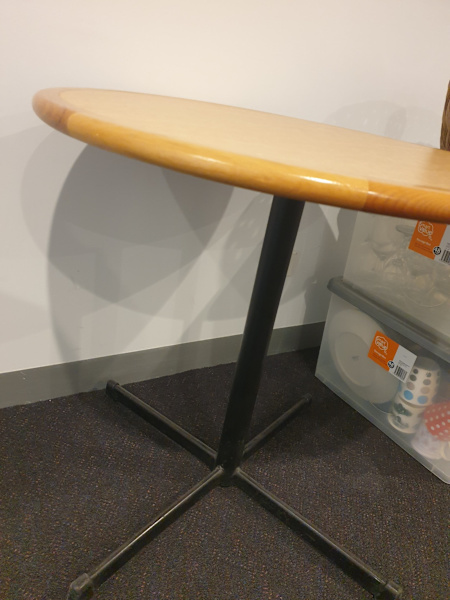 Small round table62863370199811111