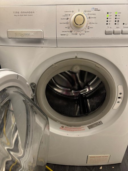 Electrolux 8kg front loader washing machine 63023085963011113
