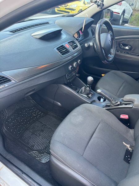 2011 RENAULT MEGANE DYNAMIQUE 6 SP MANUAL 5D HATCHBACK62938583672962111
