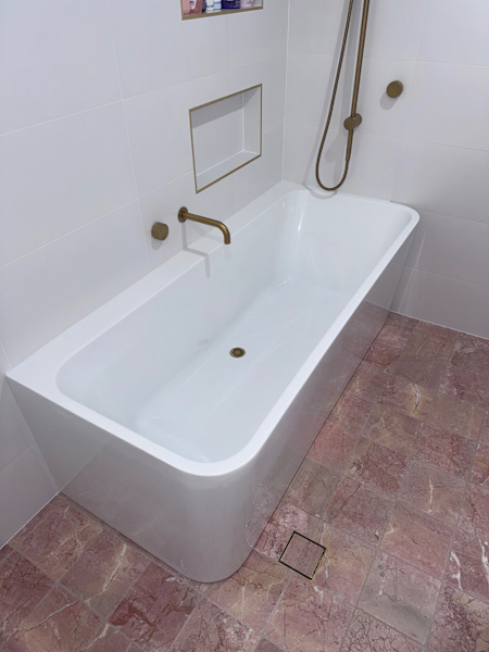 $1500 Posh domaine Back to wall standing bathtub 1700 x 750mm Reece63013350429569112