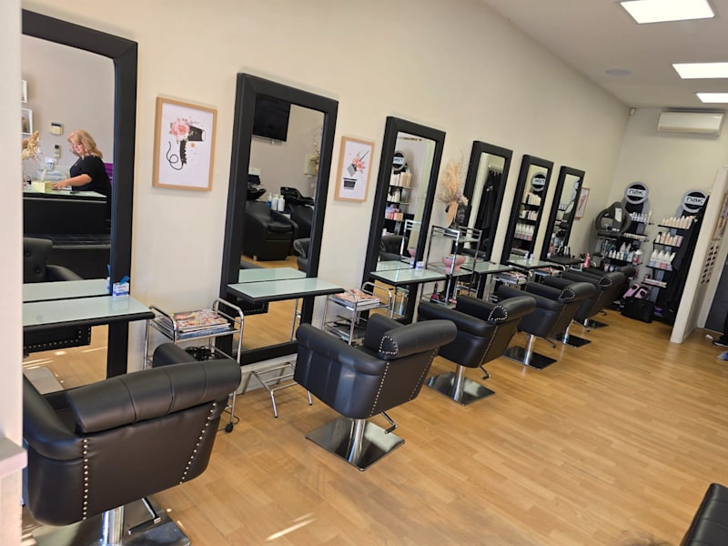 Hair Salon63438933825666113