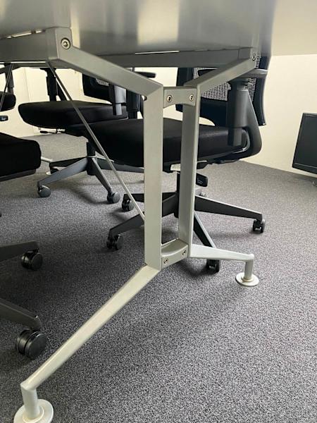 Boardroom /Meeting table 62863382674179111