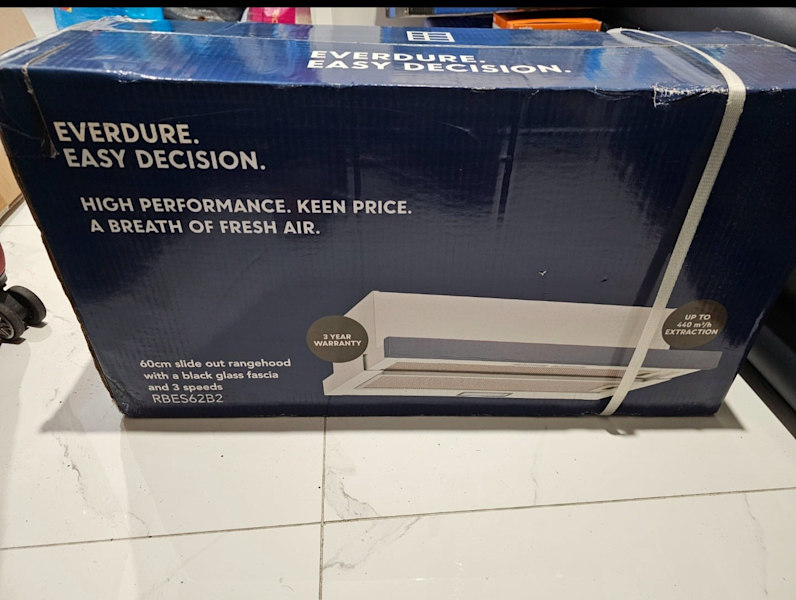 Brand New Sealed in box Samsung Ceramic Electric Cooktop63022181922945114