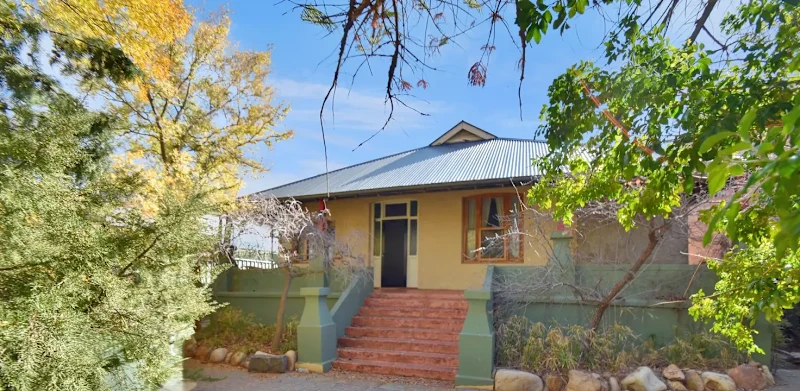 SOLID HOME, GREAT LOCATION629296828769311121