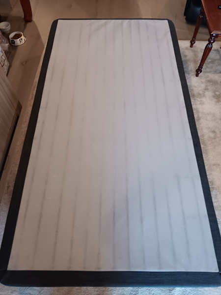 King single beds x 262863405697665111