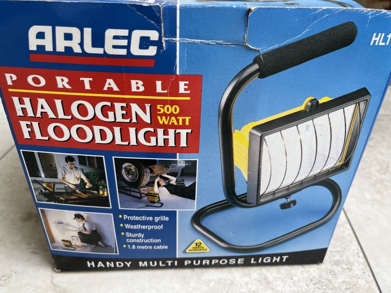 arlec 500w portable halogen worklight