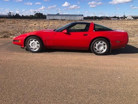 Chevrolet Corvette zr1 right hand drive62882768499457111