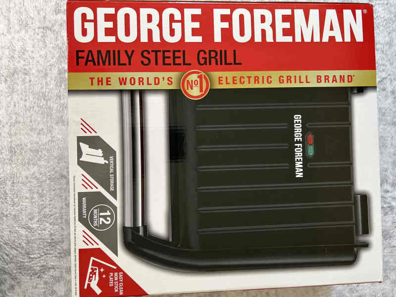 George Foreman Family Grill - Hardly used63443233838211110