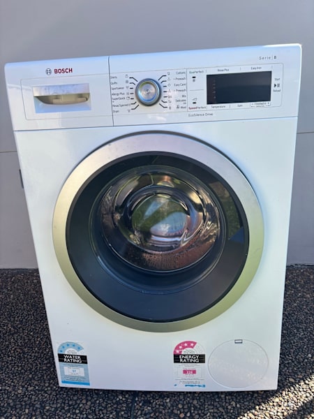 Washing machine 63470142268675110