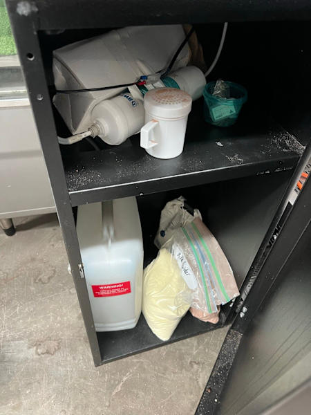 INSTANT COFFEE MACHINE63441611755395111