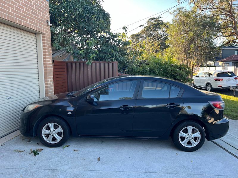 Mazda 3 2011 - 1 year rego62934699118339111