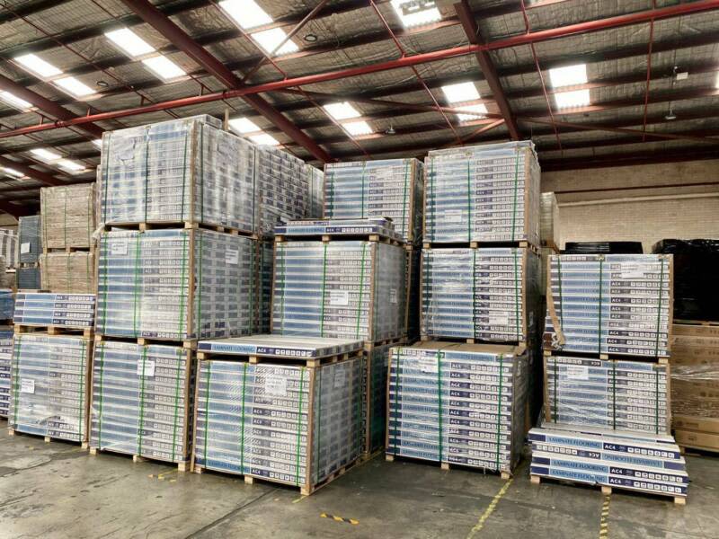 AC4 LAMINATE FLOOR | CLICK & LOCK | WAREHOUSE PRICE FRM$15/M2 SALE63470146119042112