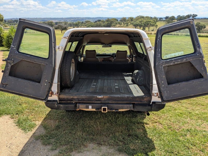 1987 Ford Falcon XF Panel Van62939537638659113