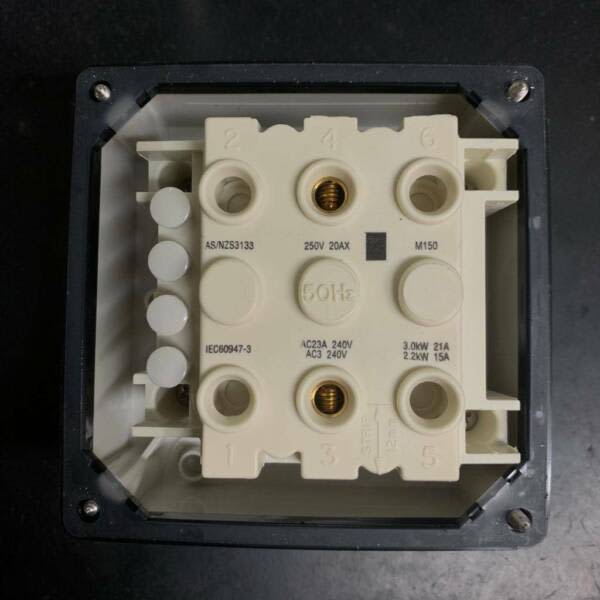 Clipsal 56SW120 Surface Switch Single Pole New63009359963137112