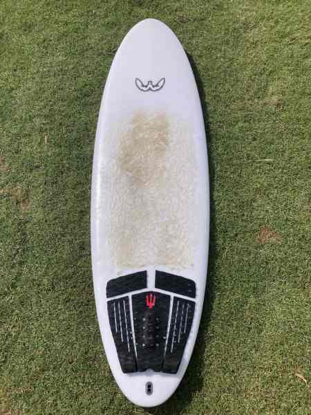 twin fin surfboard gumtree