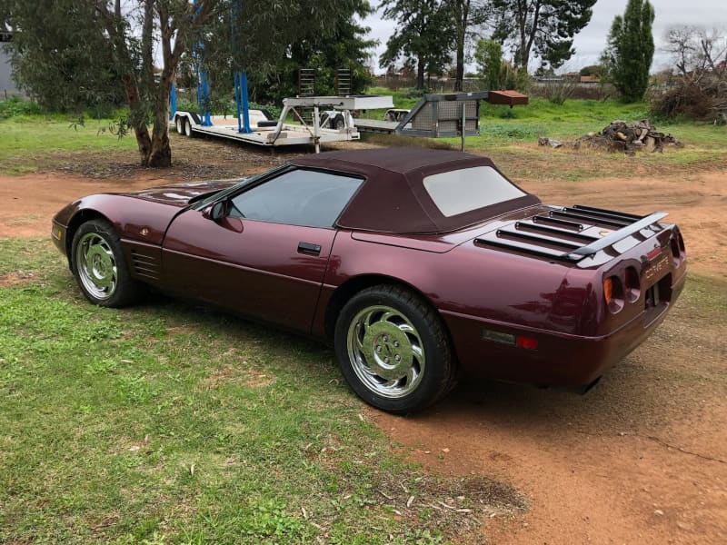 1993 Chevrolet Corvette 40th Anniversary Edition right hand drive62885349818243112