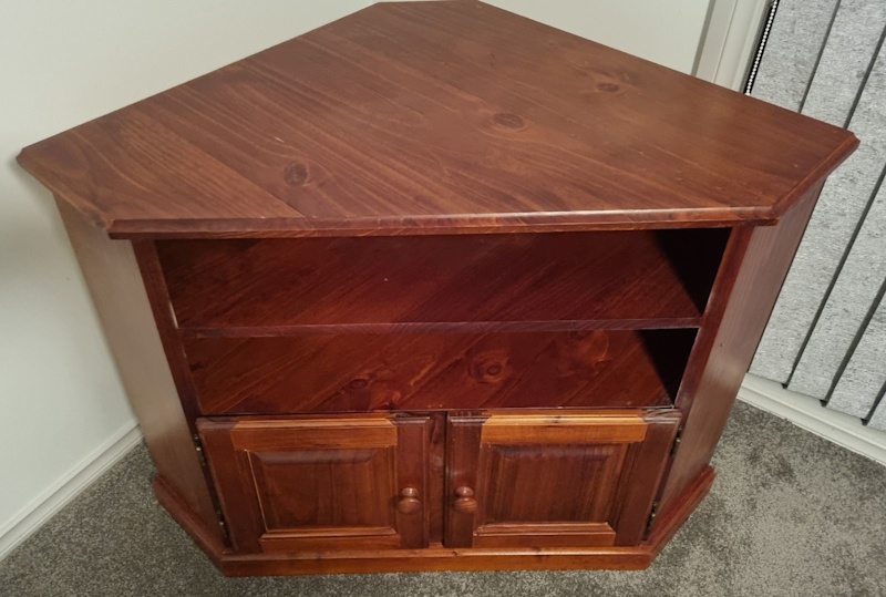 TV corner unit62863406053506112