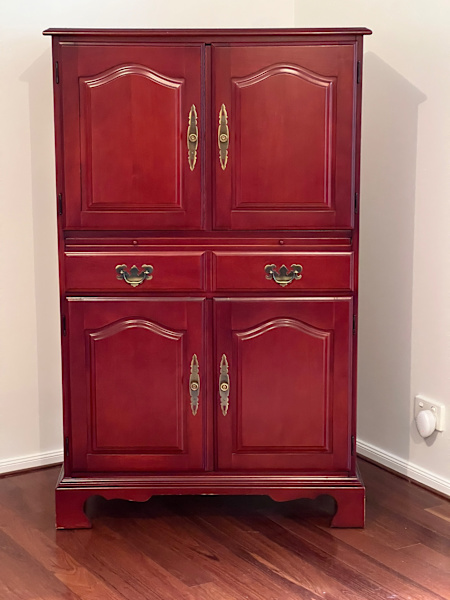 Classic Cocktail Cabinet629296695754261122