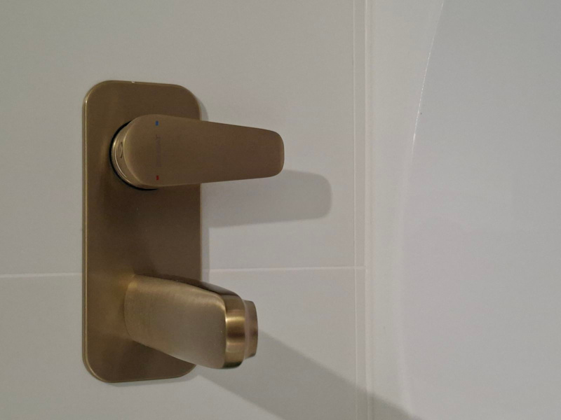 BRAVAT taps and shower mixers - NEW63012914711681116