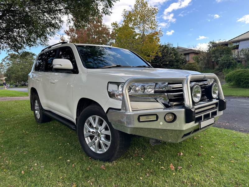 Toyota 2016 Landcruiser  VX 200629337064099861120