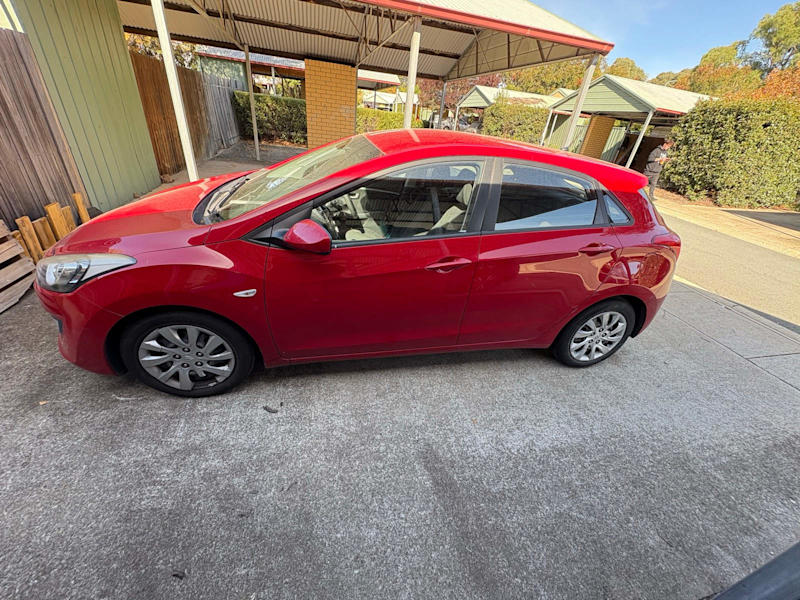 2013 HYUNDAI i30 ACTIVE 6 SP MANUAL 5D HATCHBACK62939537471618118