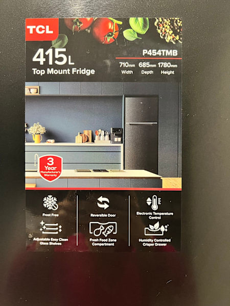 Refrigerator with 3 yrs warranty 63017768117121112